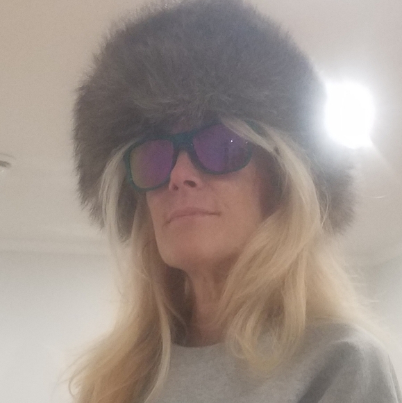 Genuine Mink & Fox Trim Fur Hat - Picture 11 of 13